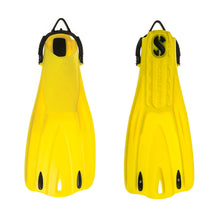 Load image into Gallery viewer, Scubapro Go Sort Fin - Divealot Scuba
