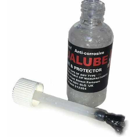 Beaver Aqualube Zip Lube & Protector - Divealot Scuba